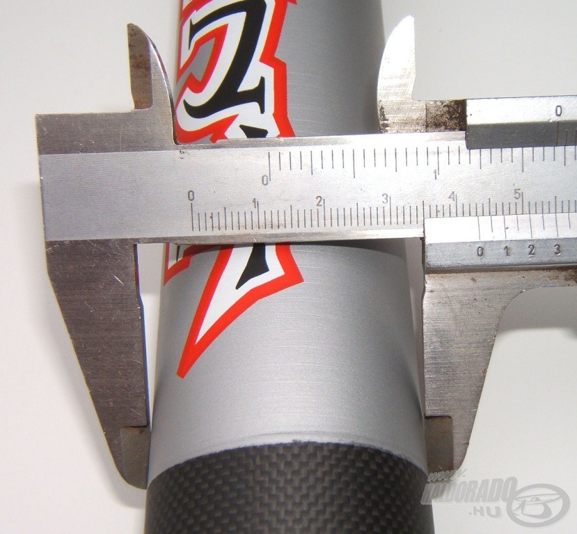 A STR Tournament és a Tournament Carp a 43 mm-es átmérőjével nagyon karcsú és könnyen kezelhető
