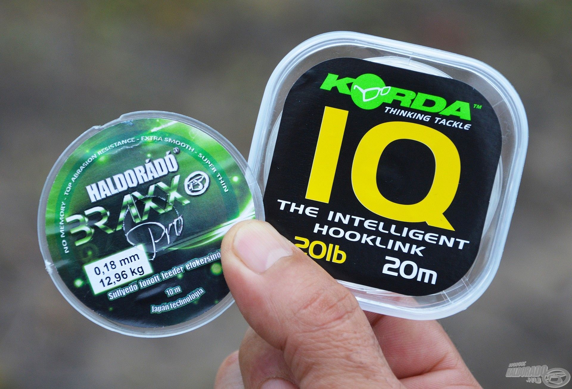 A Korda IQ fluorocarbon 20 lbs változata és a 0,18 mm-es Braxx Pro süllyedő fonott szuper alapanyagok egy „feederes Combi rig” elkészítéséhez