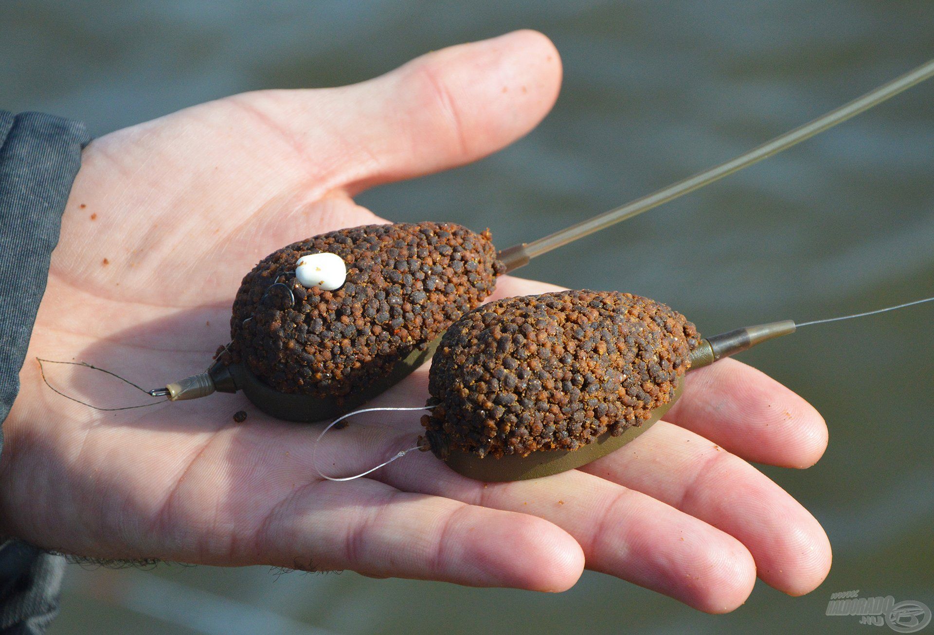 A Long Cast Method Feeder kosár a távoli és a pontos horgászatok eszköze, míg a Vario Method Feeder kosár a közelebbi, finom feederezéshez való, ráadásul cserélhető a teste, így segítségével a szerelék megbontása nélkül igazodhatunk az időjáráshoz!