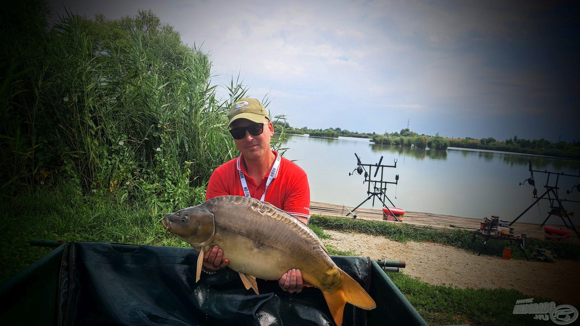 9 kg-os tükrös is a plató közepéről