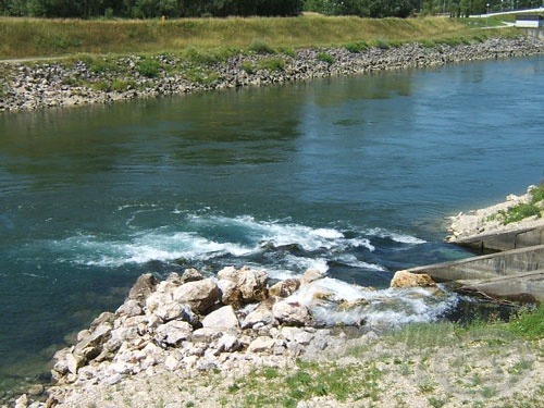 A szivárgó csatorna és a Dráva-csatorna találkozása