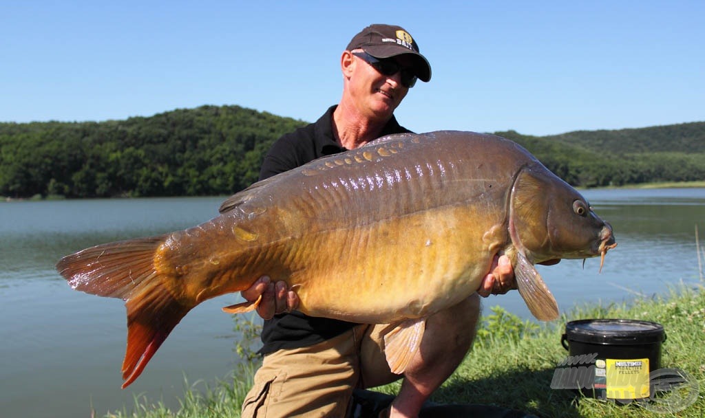 15.100 grammal a verseny addigi legnagyobb hala volt Szász Sándor fogása!