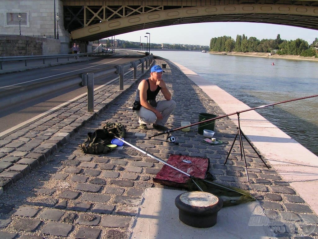 Autómentes rakpart. Na, ilyen is csak a mesében van!