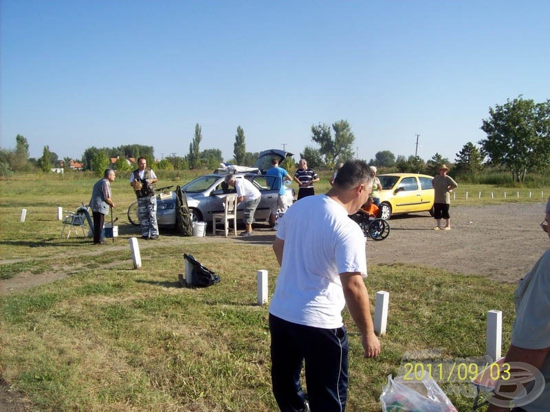 A háttérben a vezérkar