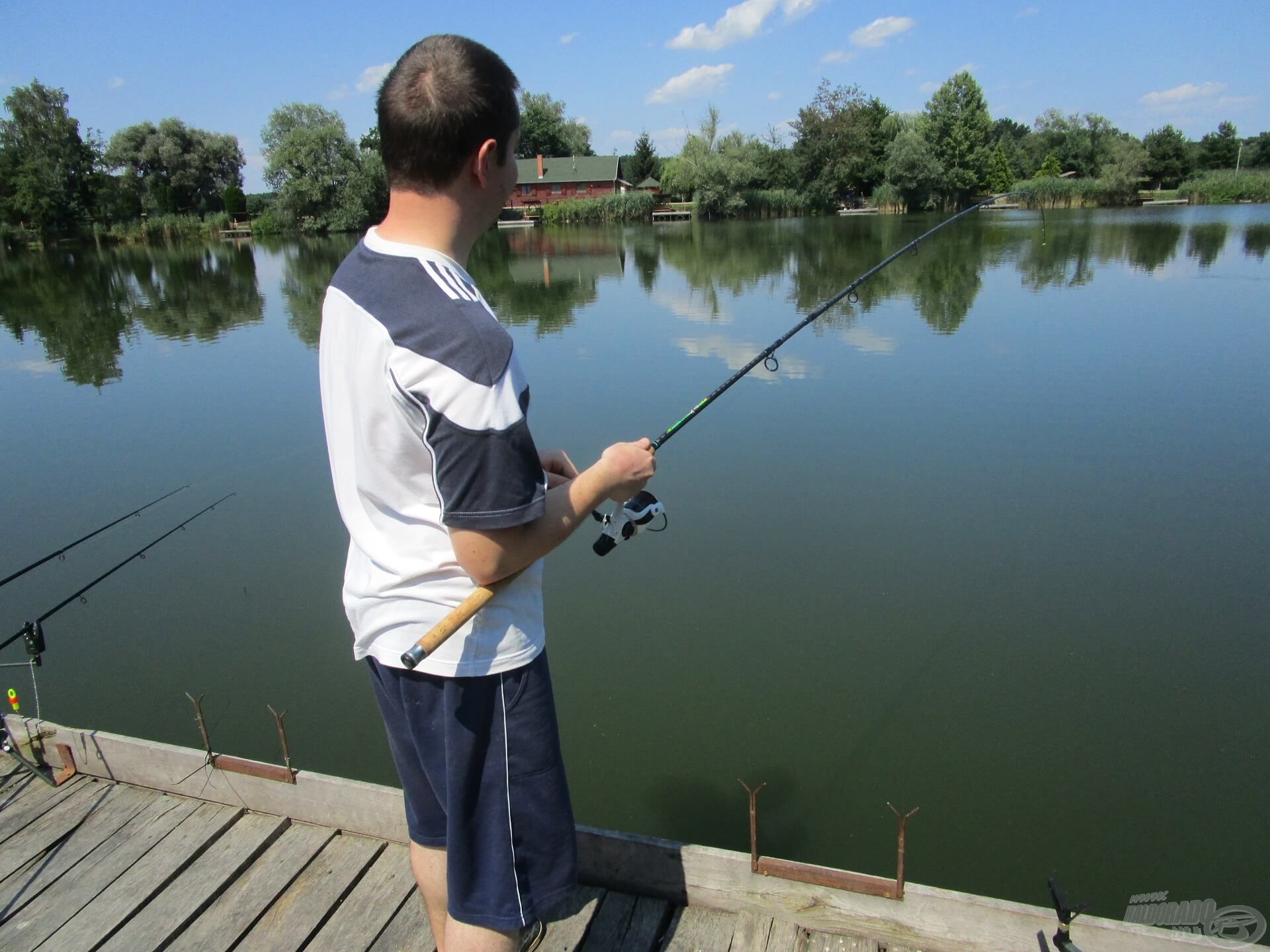 Akcióban a Special Pellet Feeder bot és a Pearl Carp 5000 orsó