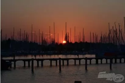 Pickerbottal a Balatonon