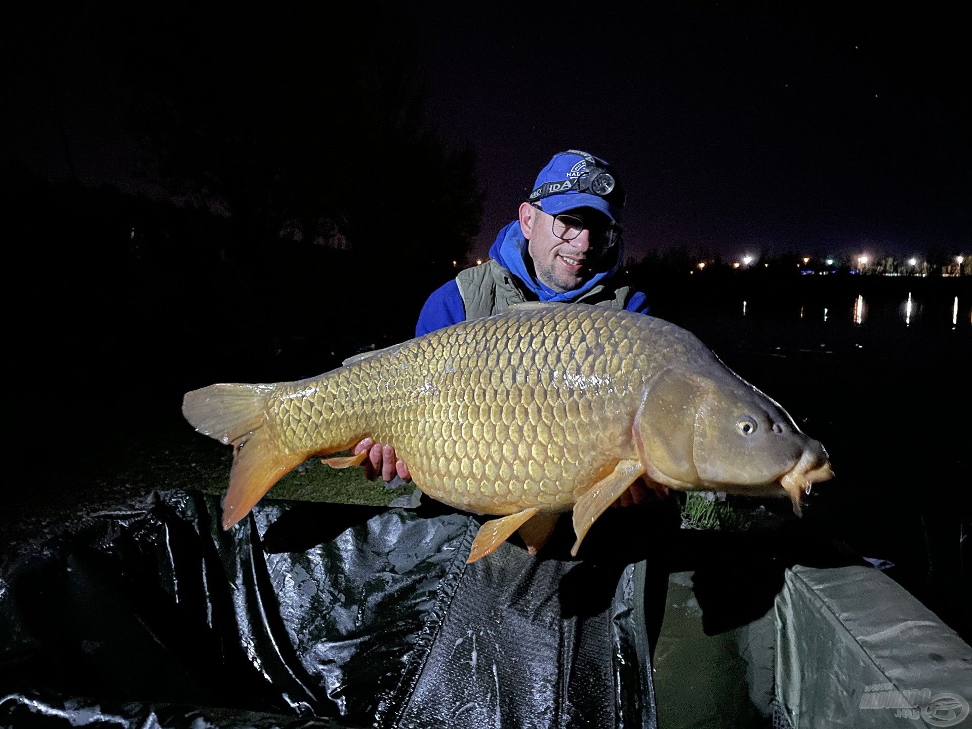 A „kampány” koronája, egy 19,3 kg-os ponty