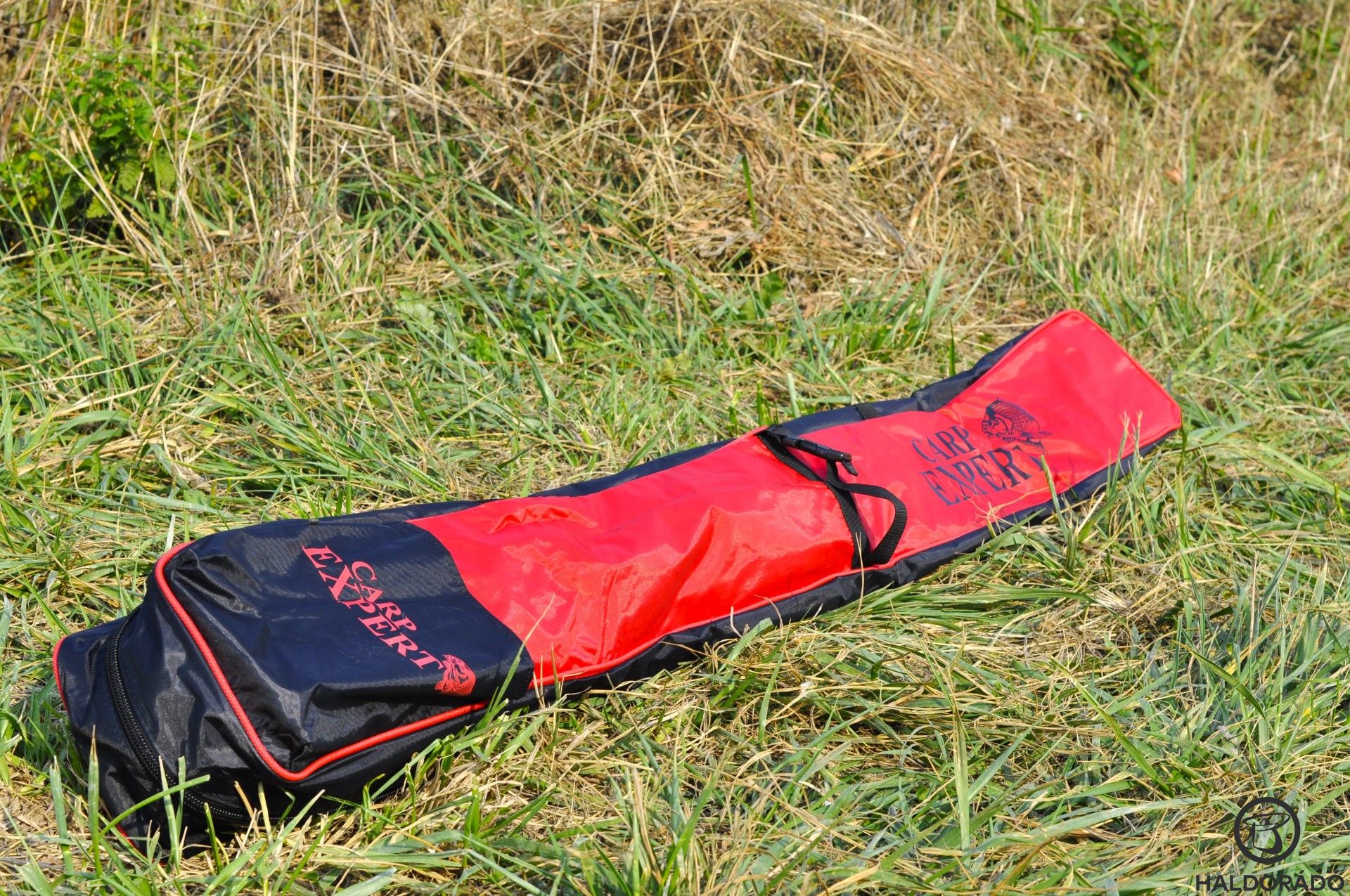 Az orsó nélküli botok szállításának igazi bajnoka a POUCH