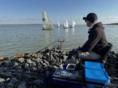 Tavaszi method feederes pontyhorgászat a Balatonon és egy kis gasztronómia