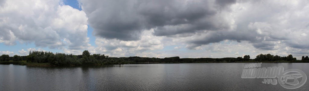 Amerre nézek, felhő terem…