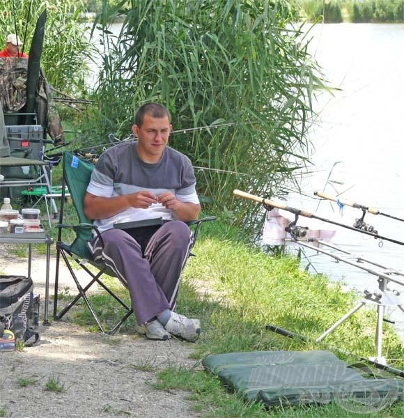 Jácint most is ügyesen kombinált, és elorozta Potyozo14vaterja elől a szektorelsőséget