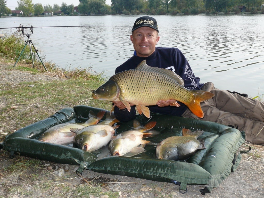 Több hal és kapitális egyedek sérülésmentes fotózásához kizárólag profi matracot használjatok! Az X2 Prof Carp minden igényt maximálisan kielégít