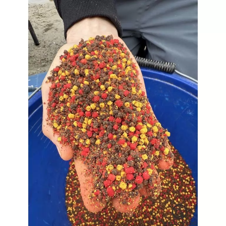 By Döme EXTREME 500 River Kaiwo Feeder 395EXH - brutál erős és rugalmas TOP folyóvízi feederbot / 15