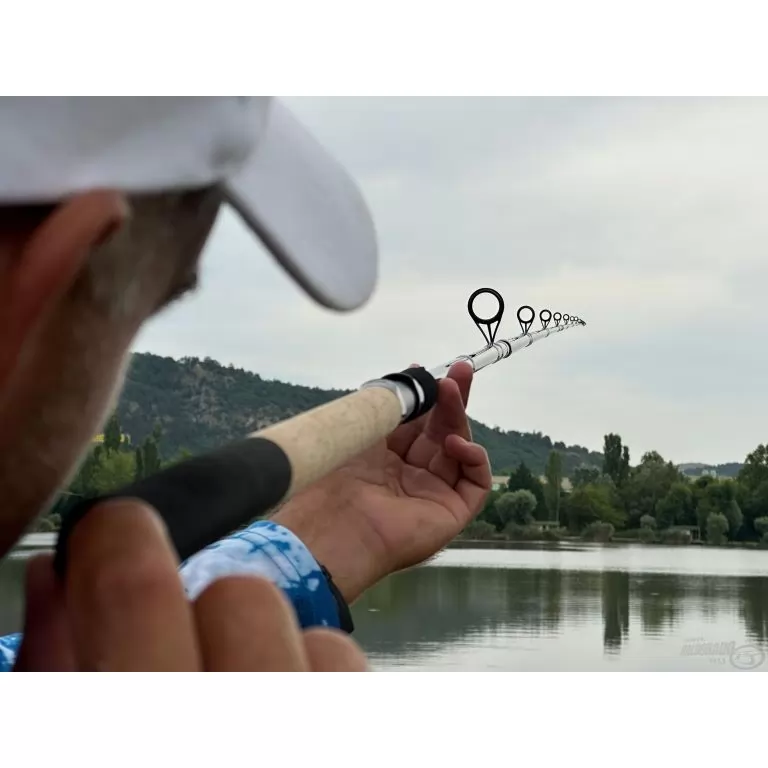 By Döme TEAM FEEDER Carp Fighter Feeder 300M horgászbot + Dobókesztyű ujj / 11