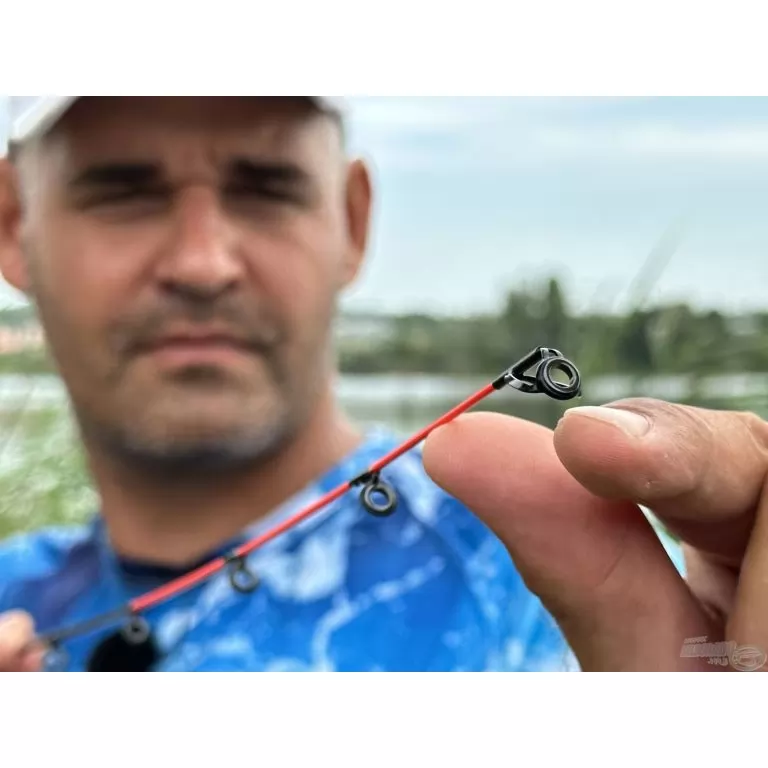 By Döme TEAM FEEDER Carp Fighter Feeder 390H horgászbot + Dobókesztyű ujj / 13