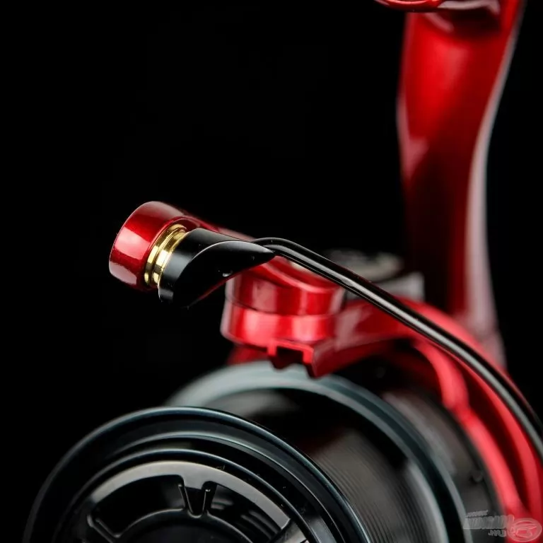 By Döme TEAM FEEDER Master Long Cast 6700 orsó / 4
