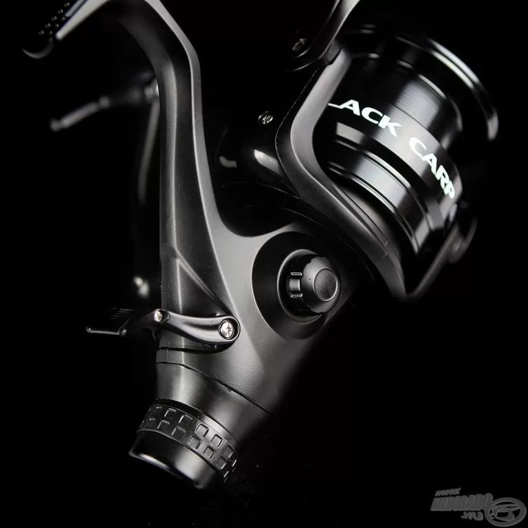 NEVIS Black Carp LCS 6000 orsó + Ajándék / 4
